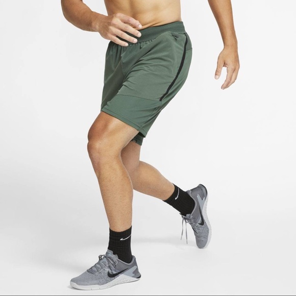 nike flex tech pack training shorts